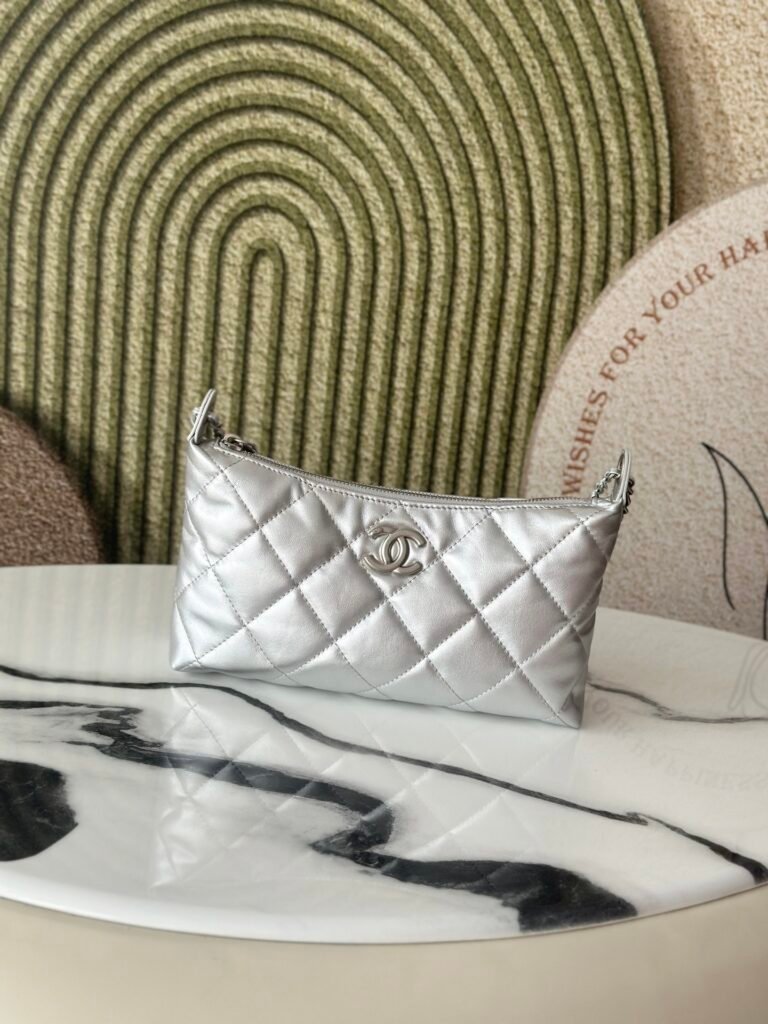 CHANEL 25S HOBO 腋下包 銀色