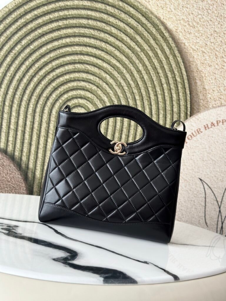 CHANEL 24S 31Bag 中號手提包 黑色