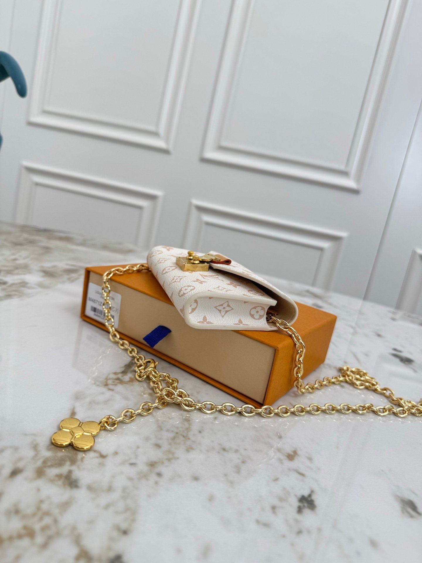 LOUIS VUITTON Pouch Métis 沙丘色腰帶迷你郵差包:圖片 3