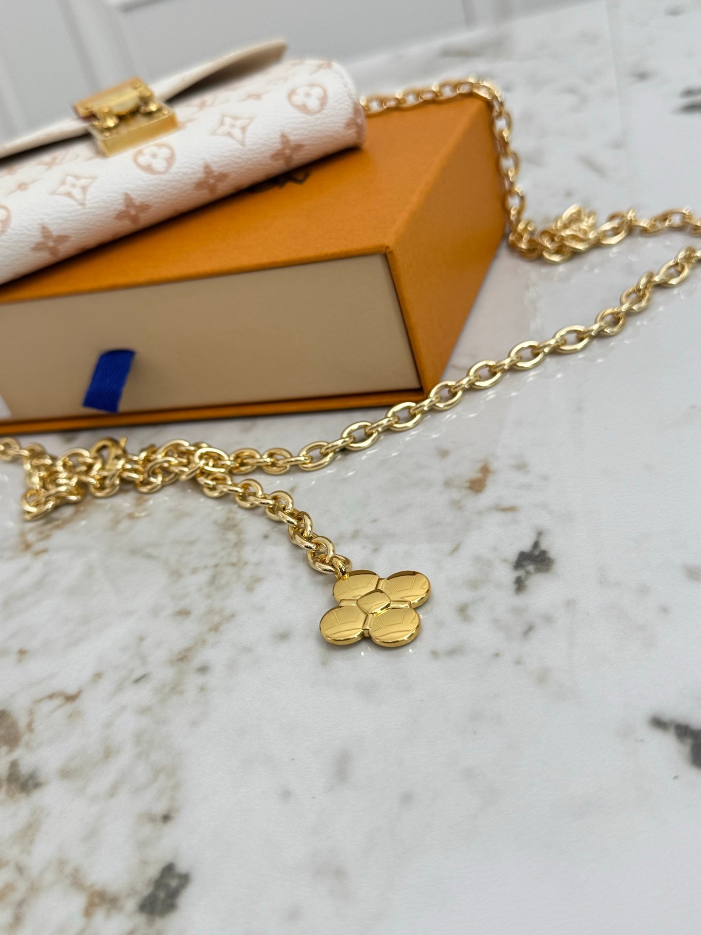 LOUIS VUITTON Pouch Métis 沙丘色腰帶迷你郵差包:圖片 6