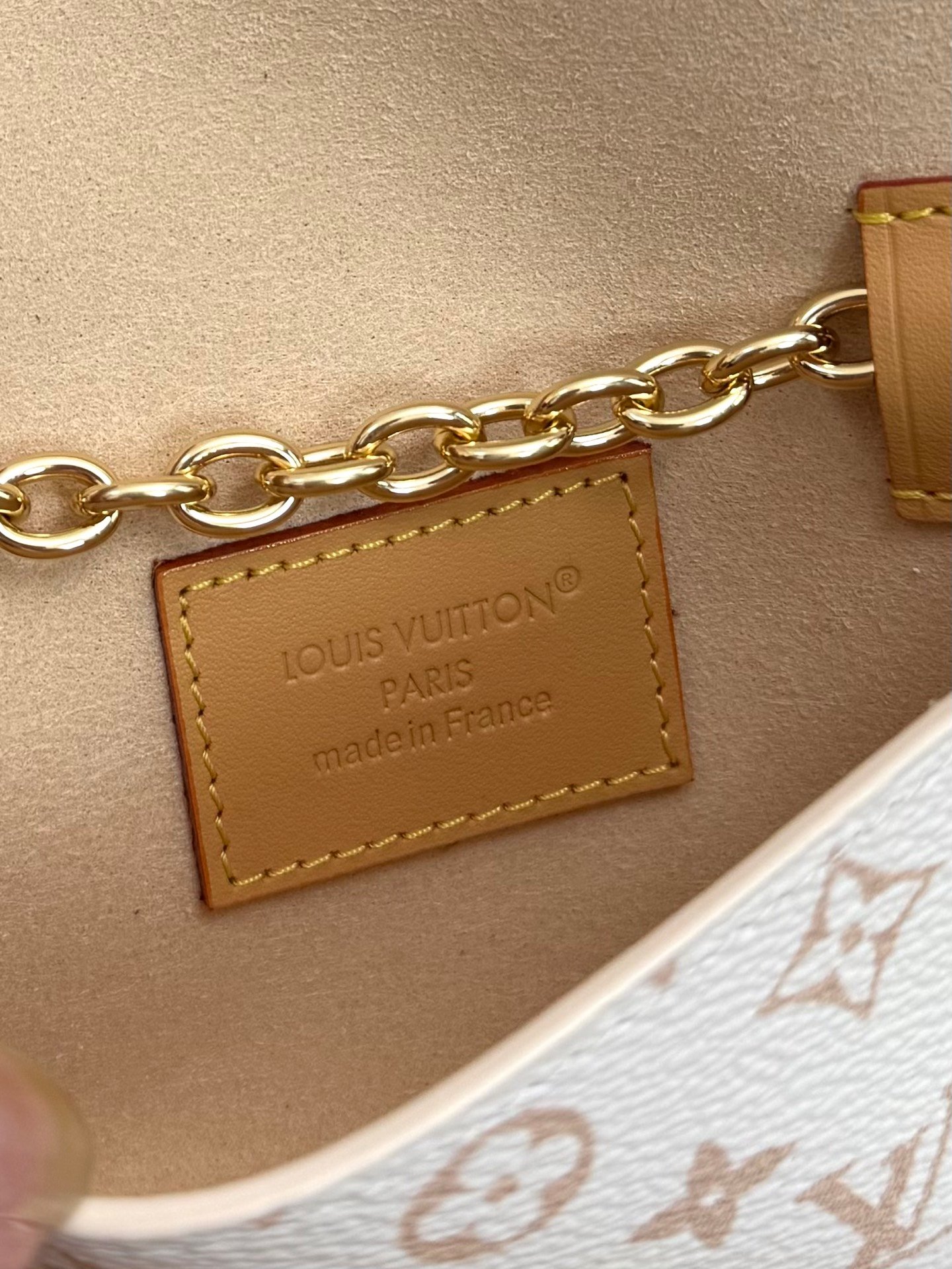LOUIS VUITTON Pouch Métis 沙丘色腰帶迷你郵差包:圖片 9