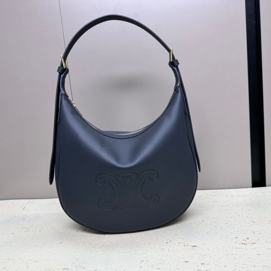 CELINE HELOISE Hobo 肩背包 黑色小牛皮