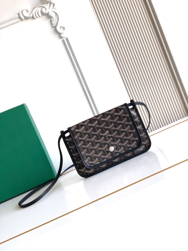 GOYARD Plumet Pocket Wallet 信封 WOC 黑色